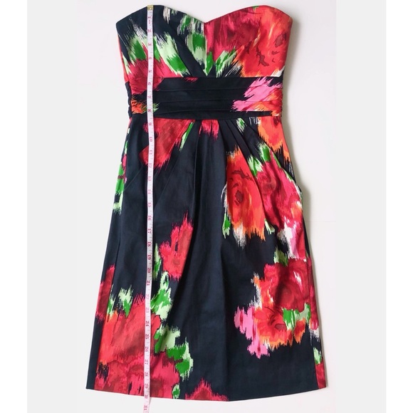 Strapless dress w/ Pockets and Sweetheart Neckline from Le Chateau, size… - Picture 7 of 9